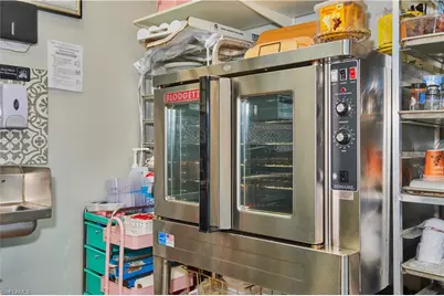 2301 Del Prado Blvd S, Cape Coral, FL 33990 - Photo 33