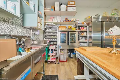 2301 Del Prado Blvd S, Cape Coral, FL 33990 - Photo 27