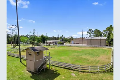 18631 Cessna Dr, North Fort Myers, FL 33917 - Photo 25