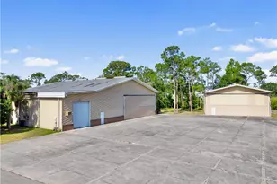 18631 Cessna Dr, North Fort Myers, FL 33917 - Photo 45