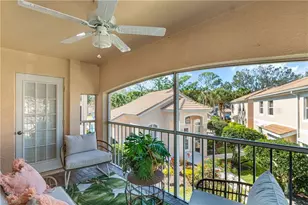 1044 Woodshire Ln, Naples, FL 34105 - Photo 15