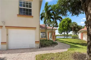 25073 Peacock Ln, Naples, FL 34114 - Photo 3