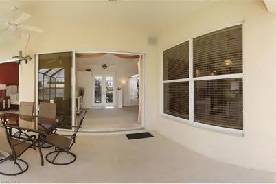 1725 SE 10th Pl, Cape Coral, FL 33990 - Photo 9