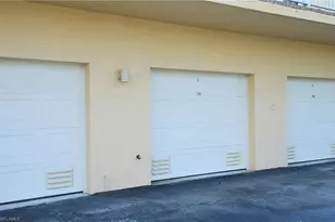 410 Flagship Dr, Naples, FL 34108 - Photo 29