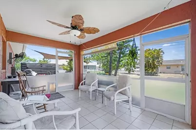 507 SE 8th Ter, Cape Coral, FL 33990 - Photo 29