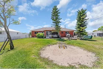 507 SE 8th Ter, Cape Coral, FL 33990 - Photo 35