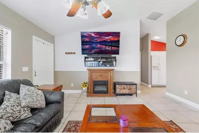 507 SE 8th Ter, Cape Coral, FL 33990 - Photo 7