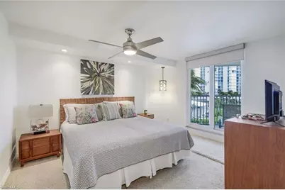 4041 Gulf Shore Blvd N #204, Naples, FL 34103 - Photo 15