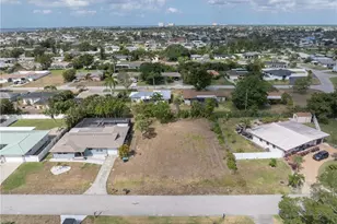 5206 Sunnybrook Ct, Cape Coral, FL 33904 - Photo 5