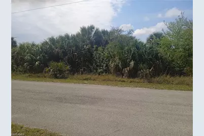 2605 Hanna Ave N, Lehigh Acres, FL 33971 - Photo 3