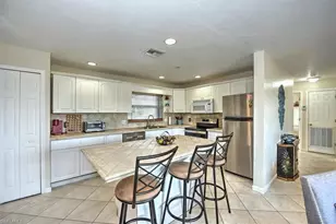 725 Sesame Ct, Cape Coral, FL 33904 - Photo 7