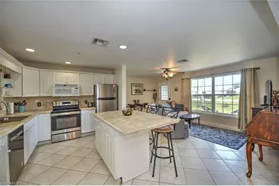 725 Sesame Ct, Cape Coral, FL 33904 - Photo 5