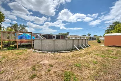725 Sesame Ct, Cape Coral, FL 33904 - Photo 23