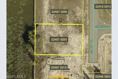 834 NE 1st Pl, Cape Coral, FL 33909 - Photo 1