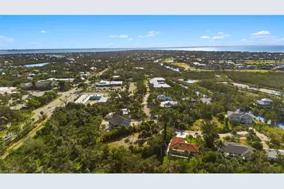 1746 Windward Way, Sanibel, FL 33957 - Photo 9