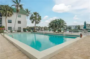 3030 Binnacle Dr, Naples, FL 34103 - Photo 9