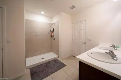152 SE 27th Ter, Cape Coral, FL 33904 - Photo 11