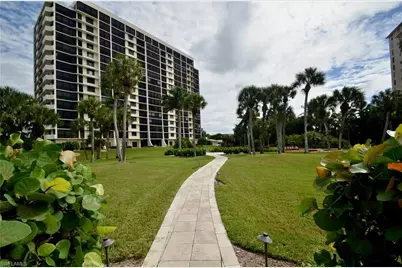 10851 Gulf Shore Dr #502, Naples, FL 34108 - Photo 33