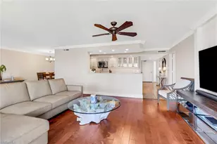 10851 Gulf Shore Dr, Naples, FL 34108 - Photo 15