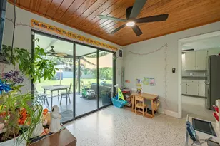 5521 Shaddelee Ln W, Fort Myers, FL 33919 - Photo 7