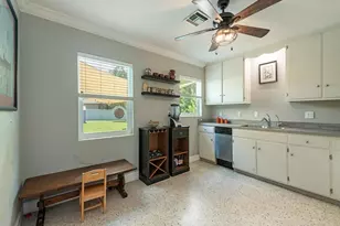 5521 Shaddelee Ln W, Fort Myers, FL 33919 - Photo 3