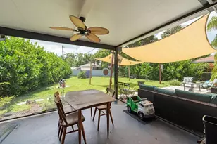 5521 Shaddelee Ln W, Fort Myers, FL 33919 - Photo 5