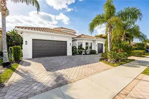 3412 Atlantic Cir, Naples, FL 34119 - Photo 3