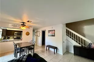 1431 SW Courtyards Terrace, Cape Coral, FL 33914 - Photo 5