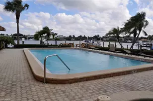 271 Southbay Dr, Naples, FL 34108 - Photo 19