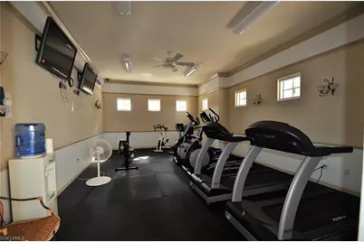 470 Launch Cir #V-503, Naples, FL 34108 - Photo 23