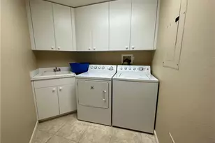 325 Dunes Blvd, Naples, FL 34110 - Photo 17