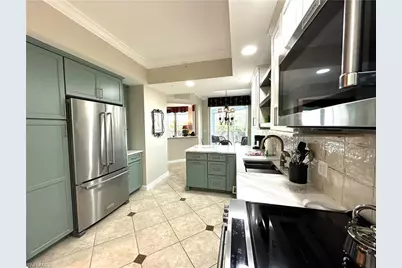 325 Dunes Blvd #306, Naples, FL 34110 - Photo 9