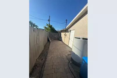 4706 25th Ave SW, Naples, FL 34116 - Photo 37