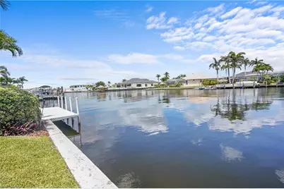 149 Bayshore Dr, Cape Coral, FL 33904 - Photo 33