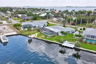 149 Bayshore Dr, Cape Coral, FL 33904 - Photo 45