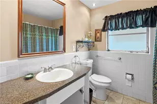 149 Bayshore Dr, Cape Coral, FL 33904 - Photo 27