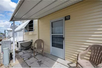 90 Lofty Ln, North Fort Myers, FL 33903 - Photo 23