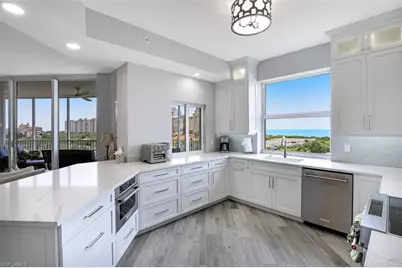 400 Flagship Dr #802, Naples, FL 34108 - Photo 11