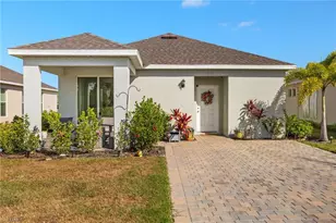 808 Friendship Cir, Labelle, FL 33935 - Photo 23