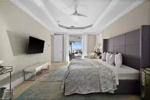 5625 Riverside Dr, Cape Coral, FL 33904 - Photo 35