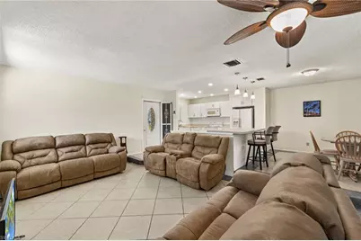 7136 Blanquilla Ct, Fort Myers, FL 33908 - Photo 7