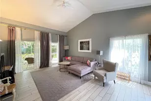 1130 Partridge Cir, Naples, FL 34104 - Photo 15