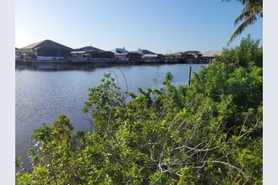 1707 NW 44th Ave, Cape Coral, FL 33993 - Photo 5