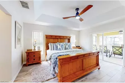 923 SW 28th Ter, Cape Coral, FL 33914 - Photo 9