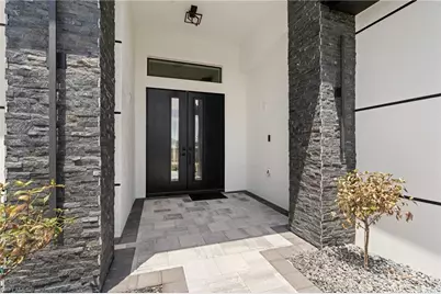 1636 NW 39th Ave, Cape Coral, FL 33993 - Photo 5