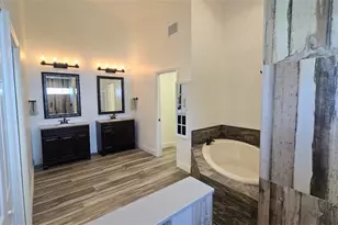 7311 Sean Ln, North Fort Myers, FL 33917 - Photo 15