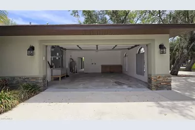 7311 Sean Ln, North Fort Myers, FL 33917 - Photo 29