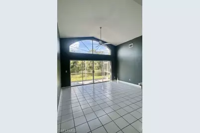 12691 Eagle Pointe Cir, Fort Myers, FL 33913 - Photo 5