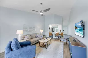 774 Wiggins Lake Dr, Naples, FL 34110 - Photo 3