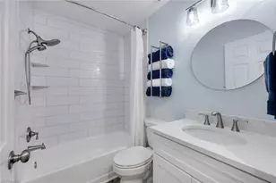 774 Wiggins Lake Dr, Naples, FL 34110 - Photo 17